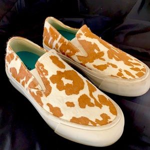 SeaVees Women's platform slip on sneaker
Natural cowhide